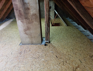 Zateplení půdy a zhotovení podlahy